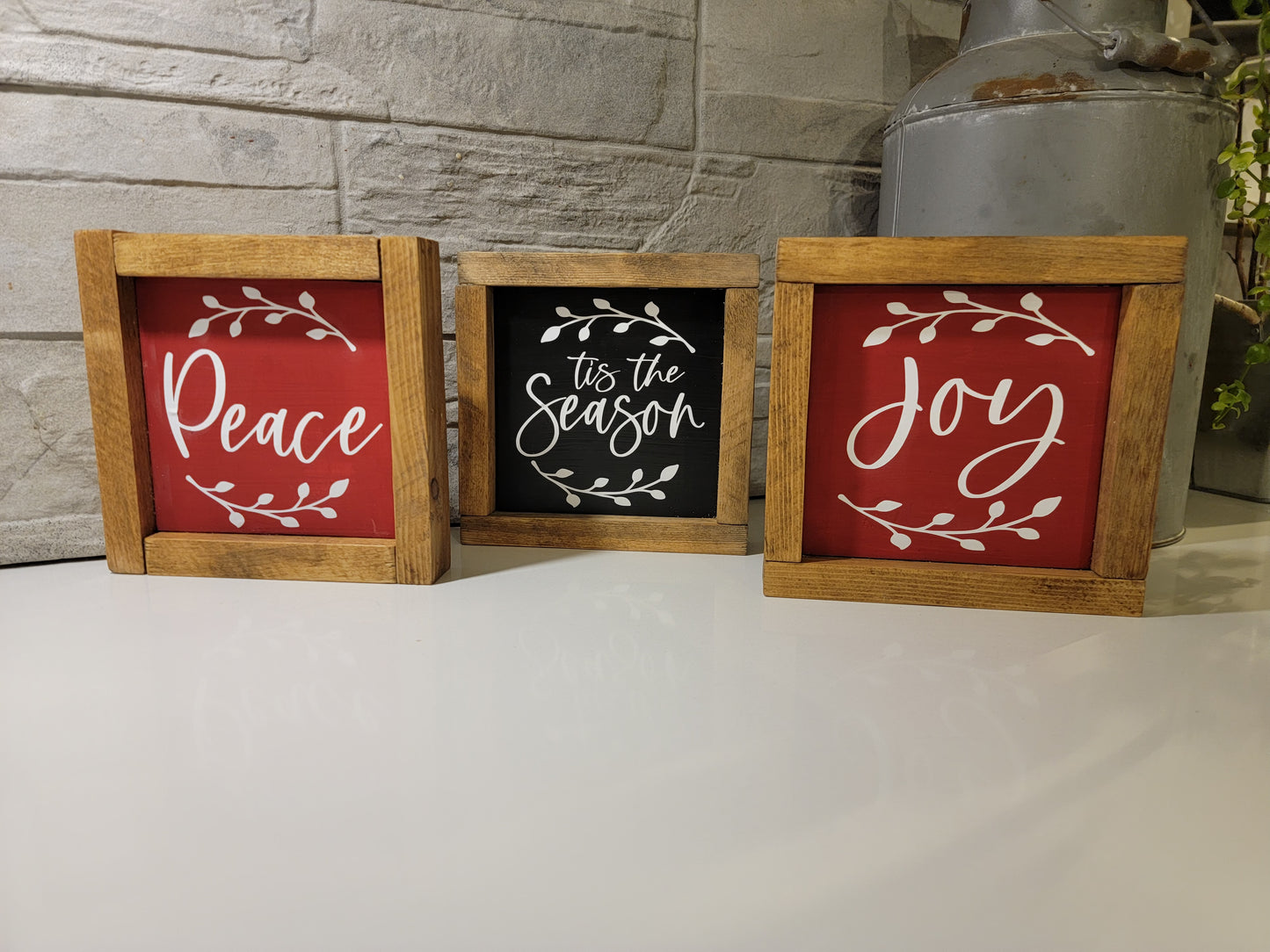 Set of 3 Holiday Signs