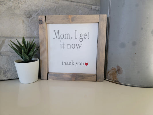 " MOM" Wood Sign